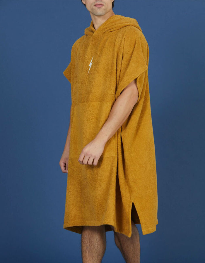LIGHTNING BOLT PONCHO GOLDEN BROWN