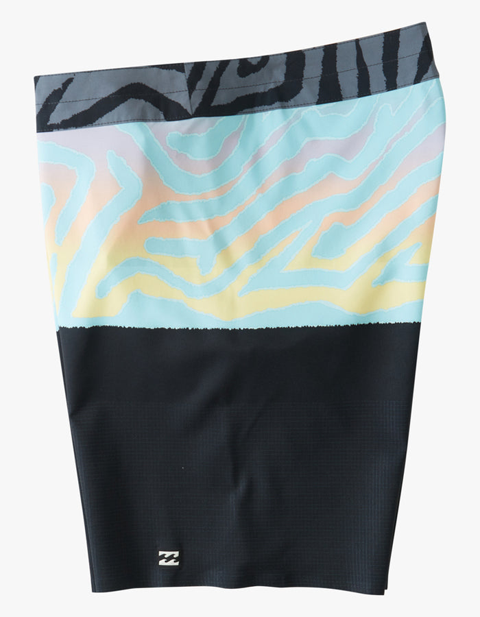  BILLABONG BOARDSHORTS FIFTY50 AIRLITE PLUS 19"