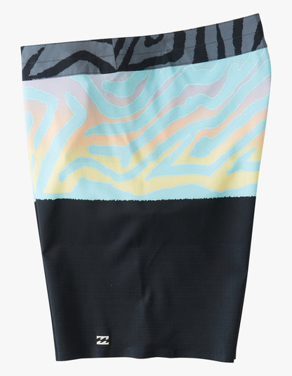  BILLABONG BOARDSHORTS FIFTY50 AIRLITE PLUS 19"