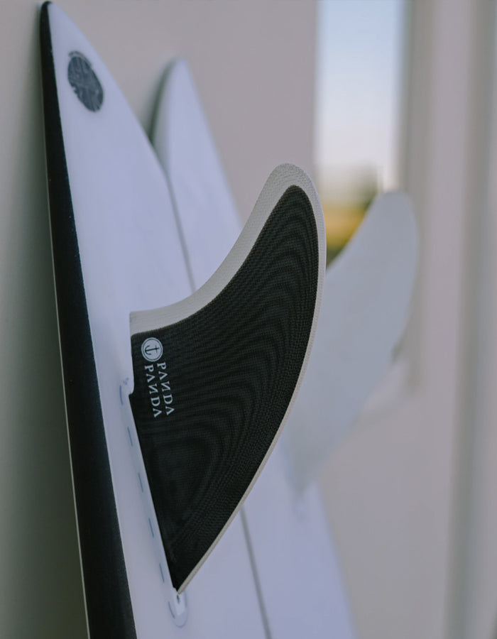  CAPTAIN FIN PANDA KEEL BLACK SINGLE TAB