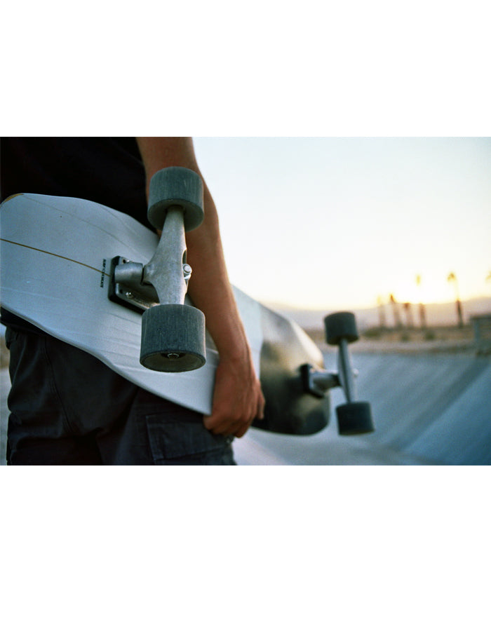 Carver™ CARVER BLACK TIP 32,5'' SURFSKATE 2023