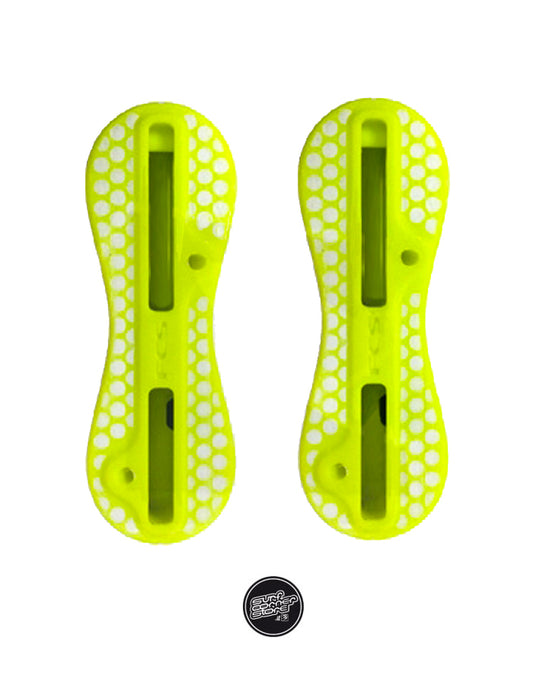  FCS II PRODUCTION KIT PLUG SET SIDE FINS 5° YELLOW