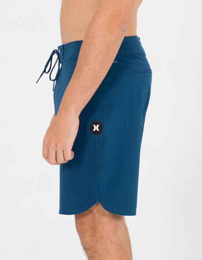  HURLEY PHANTOM+ BLOCK PARTY 2.0 SOLID BOARDSHORTS 18"