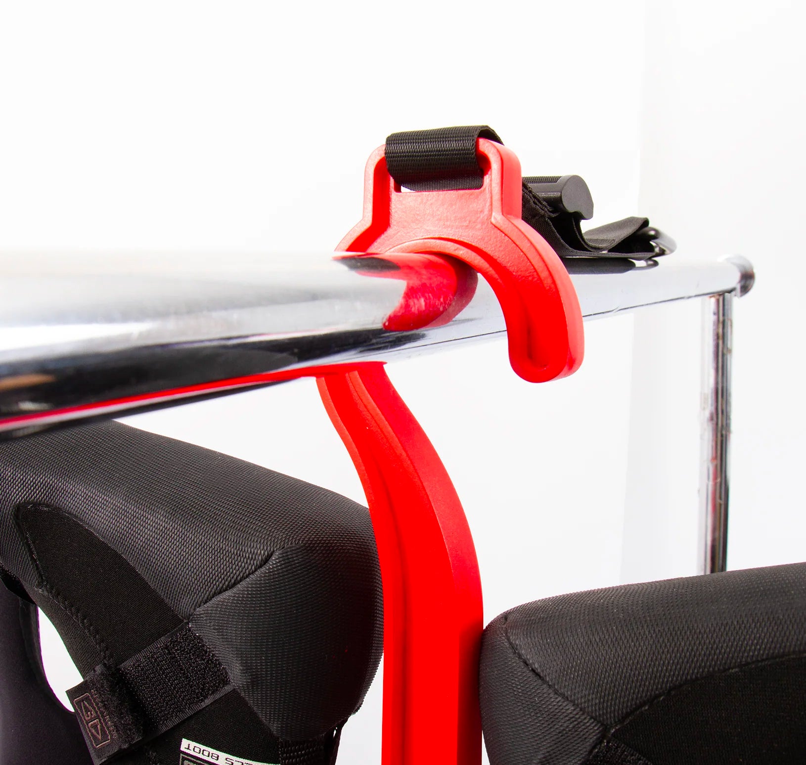  OCEAN EARTH WETSUIT ACCESSORY HANGER