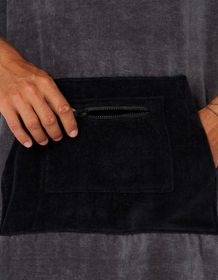  OCEAN & EARTH BREAK PONCHO CHARCOAL