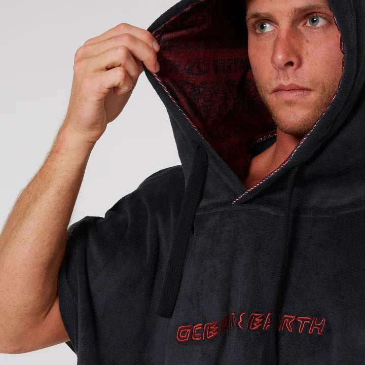  OCEAN & EARTH MEN STRIKE HOODED PONCHO ADULT DULL BLACK