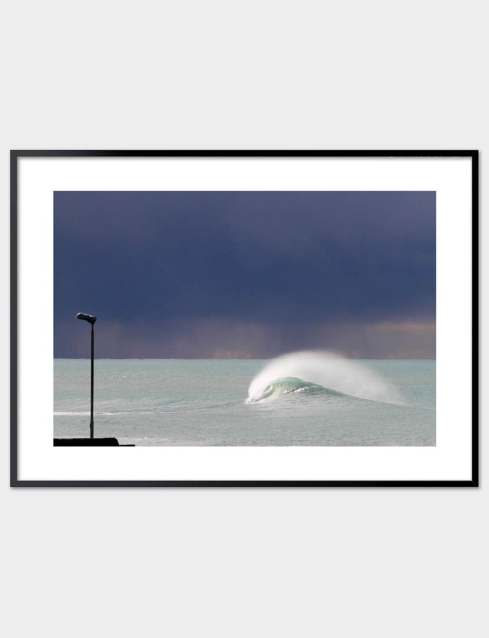  LONELY WAVE SURF PHOTO PRINT