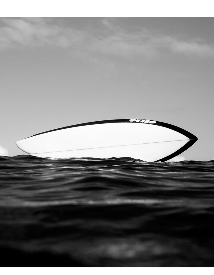  PUKAS 5'10" CHRIS CHRISTENSON PEGASO TWIN FIN BLACK