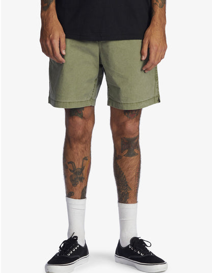  QUIKSILVER TAXER 17" ELASTICATED SHORTS FOUR LEAF CLOVER