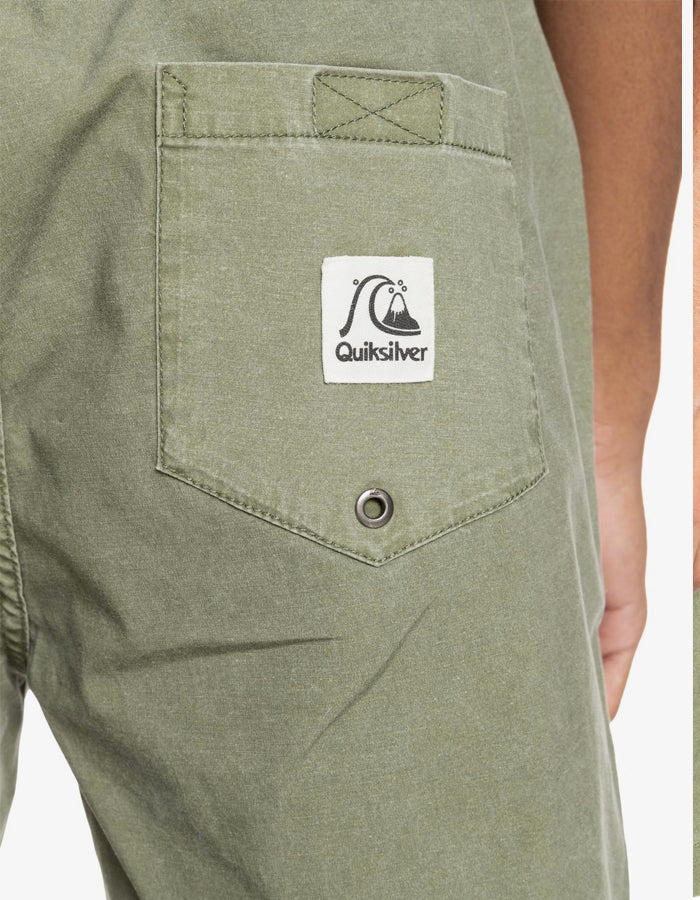  QUIKSILVER TAXER 17" ELASTICATED SHORTS FOUR LEAF CLOVER