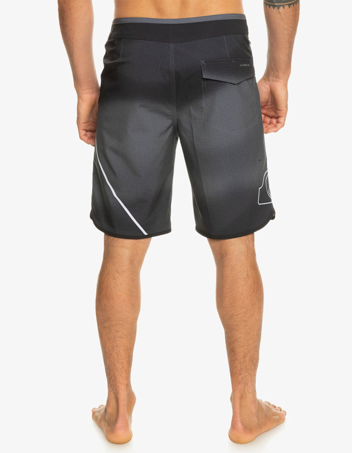  QUIKSILVER BOARDSHORTS SURFSILK NEW WAVE 20" BLACK