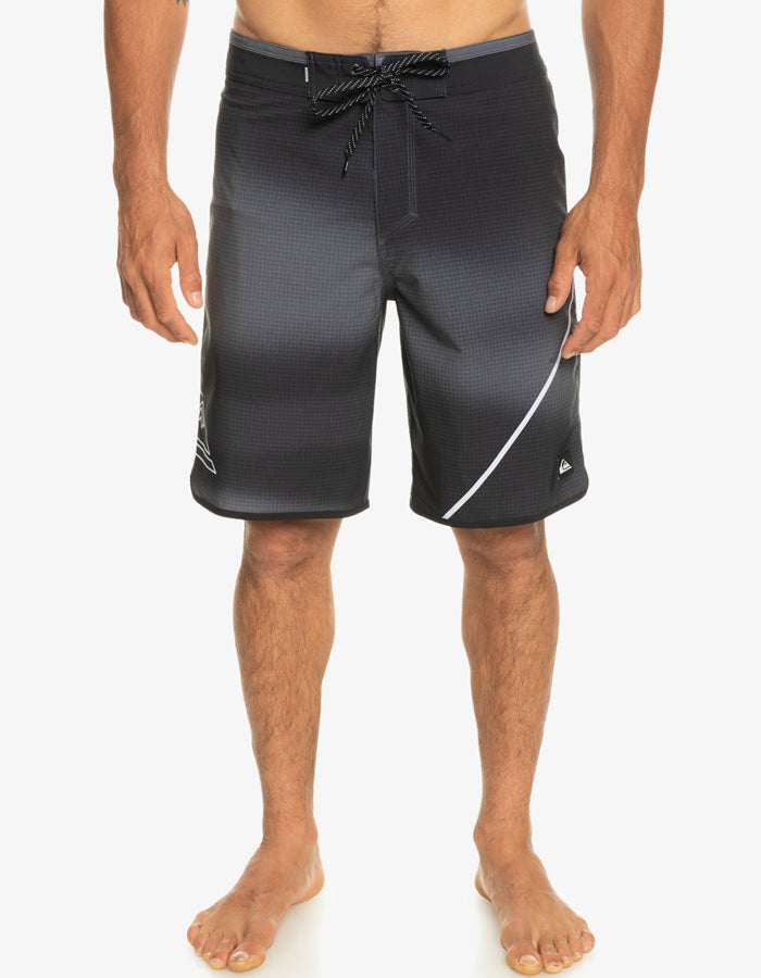  QUIKSILVER BOARDSHORTS SURFSILK NEW WAVE 20" BLACK