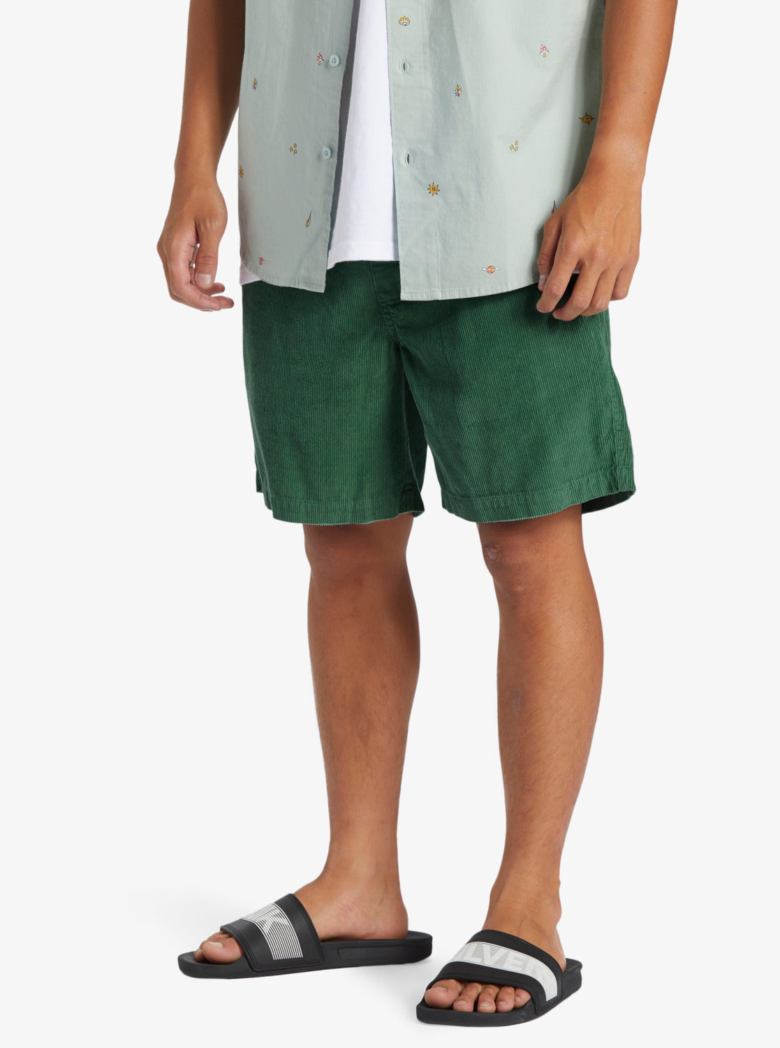  QUIKSILVER TAXER CORD SHORTS FROSTY BRUCE