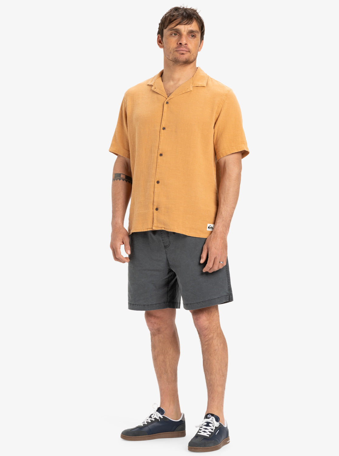  QUIKSILVER SUNRISE SHORT SLEEVE SHIRT BRAN