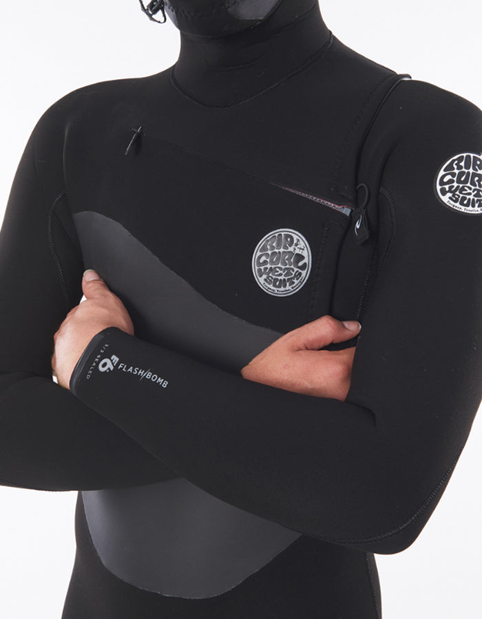  RIP CURL FLASH BOMB HOODED WETSUIT 6/4 CHEST ZIP