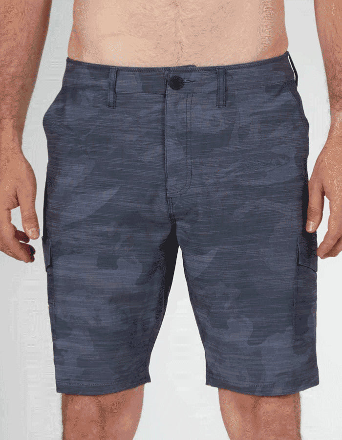  SALTY CREW DRIFTING 2 CARGO HYBRID WALKSHORT 20" BLACK CAMO