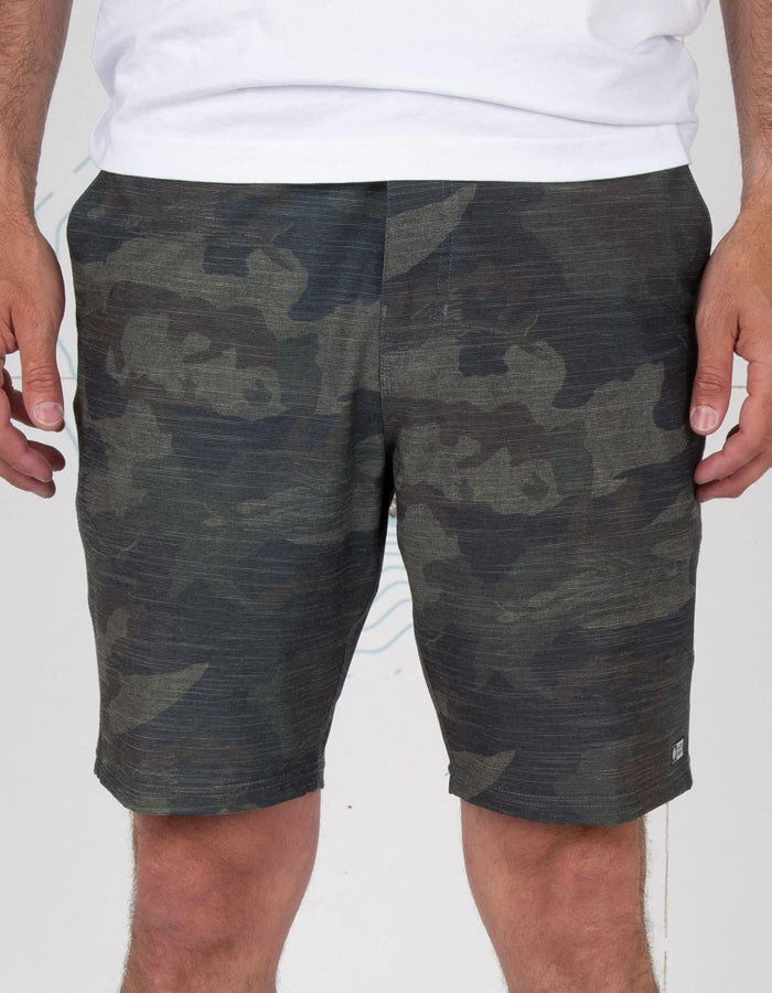  SALTY CREW DRIFTER 2 HYBRID WALKSHORT 19" CAMO