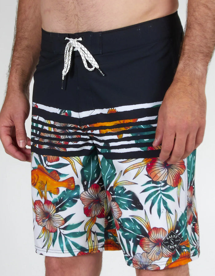  SALTY CREW RIPPLE OFF WHITE BOARDSHORTS 20"