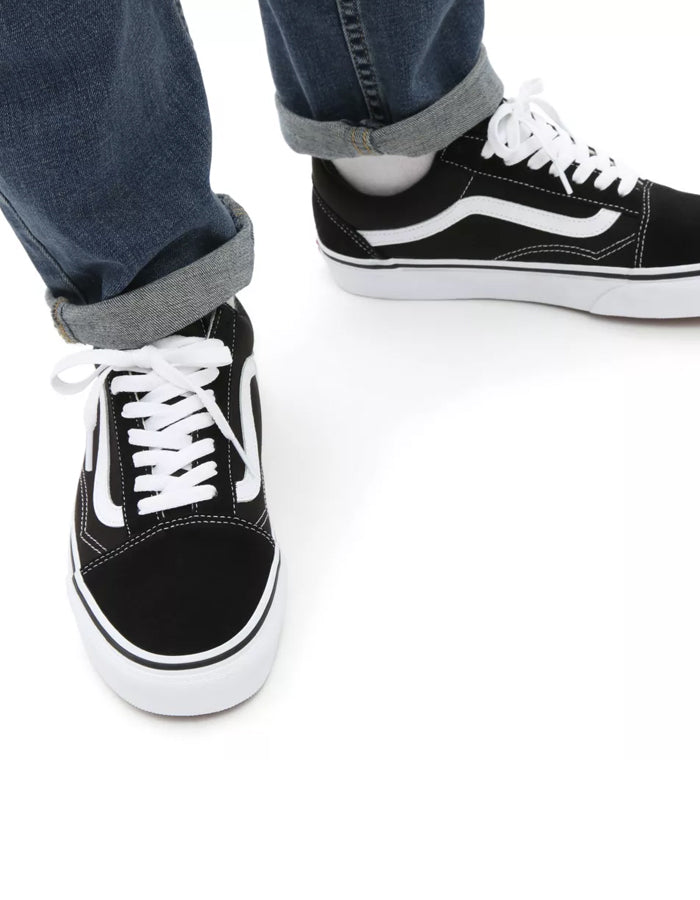  VANS OLD SKOOL SHOES BLACK WHITE