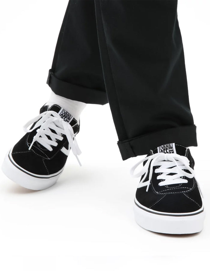  VANS SUEDE SPORT SHOES