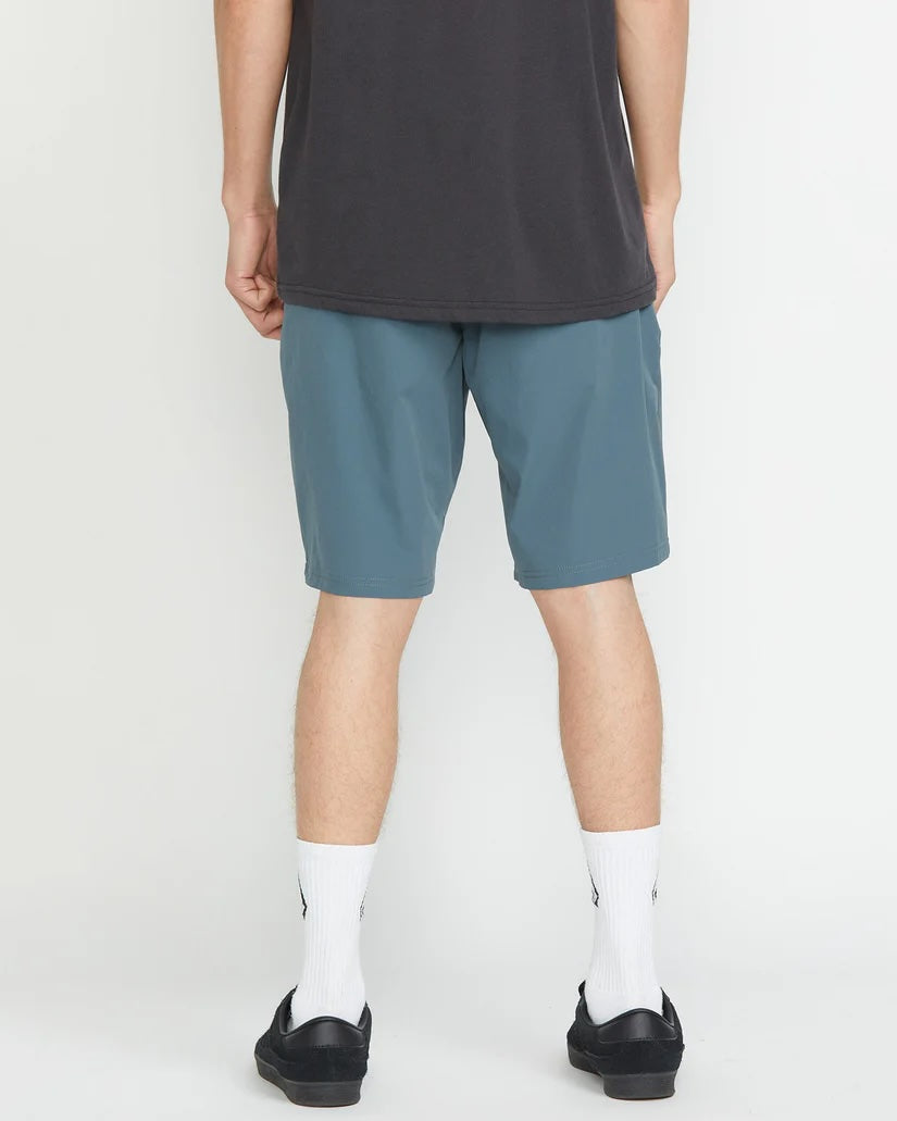 VOLCOM FRICKIN CROSS SHRED 20" SHORT HYBRID DARK SLATE